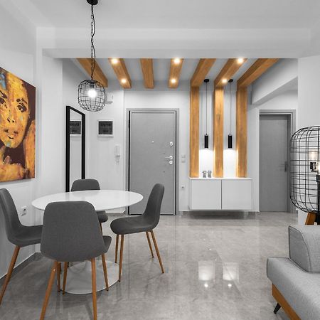 شقة Wood N White, Nilie Hospitality Mgmt سالونيك المظهر الخارجي الصورة